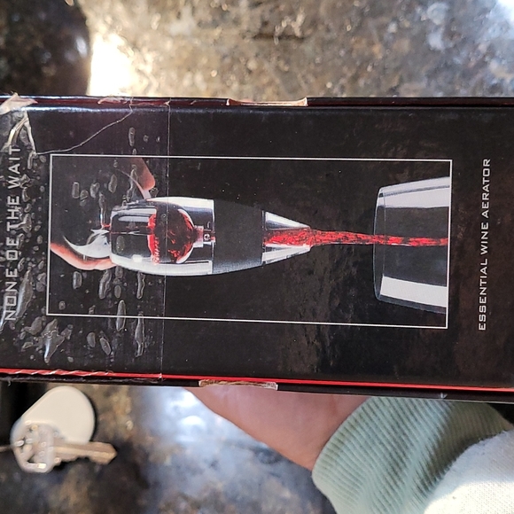 3 for 15 bundle Magic Decanter Essential Wine Aerator. - Picture 2 of 4